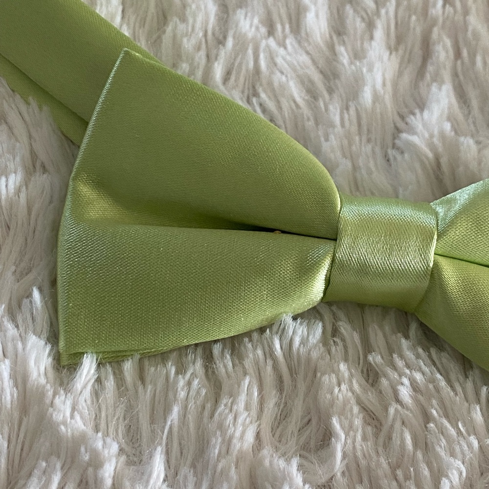 Adjustable Men's Band Collar Bow‎ Tie